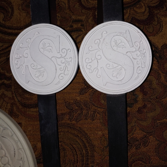 NWT 4 piece S Monogram home decor.  New with tag.  OBO - Picture 11 of 12